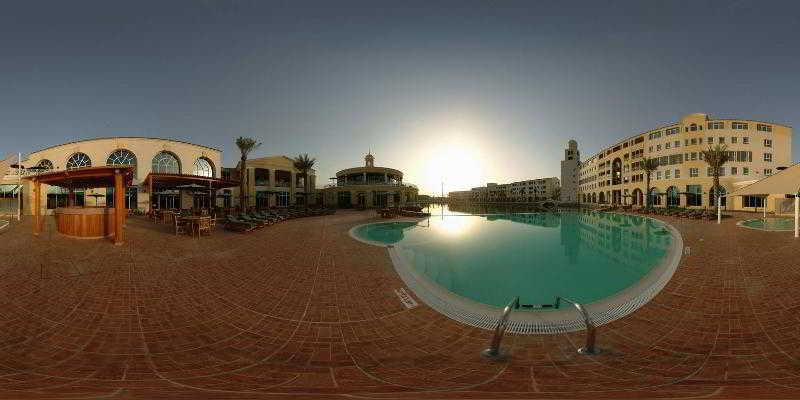 คอร์ตยาร์ด ดูไบ กรีน คอมมูนิตี้ Hotel ภายนอก รูปภาพ
