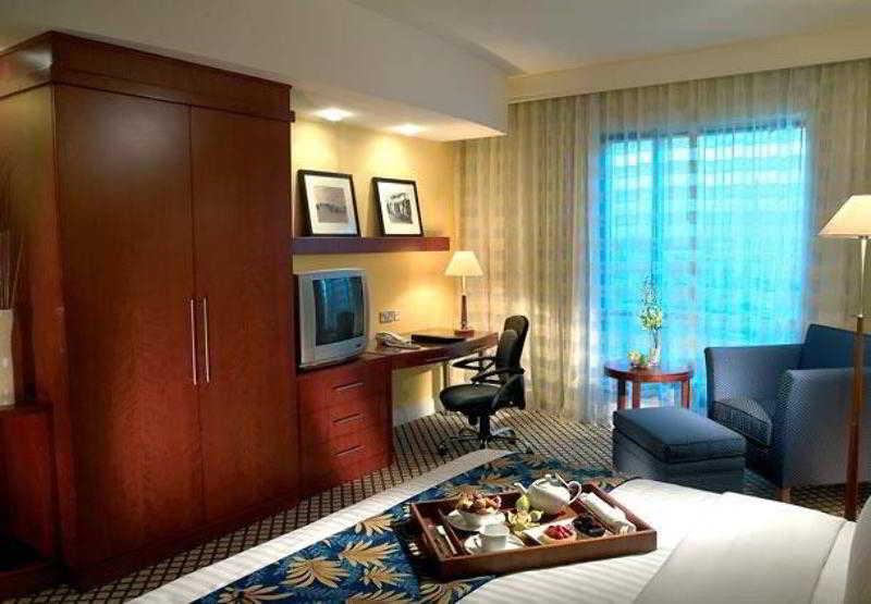 คอร์ตยาร์ด ดูไบ กรีน คอมมูนิตี้ Hotel ภายนอก รูปภาพ